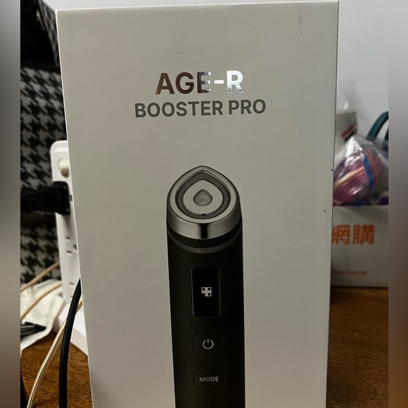 Medicube Age R Booster Pro - Picture 1 of 16